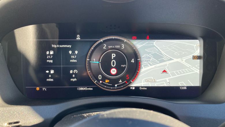 Jaguar XE 2.0 D200 R-Dynamic SE 4dr Auto Diesel Saloon